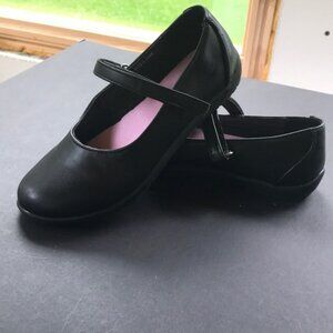 Girls Black Shoes From XOXO